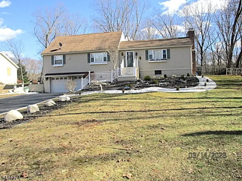 306 Wagon Wheel Rd, Montague Twp., NJ 07827