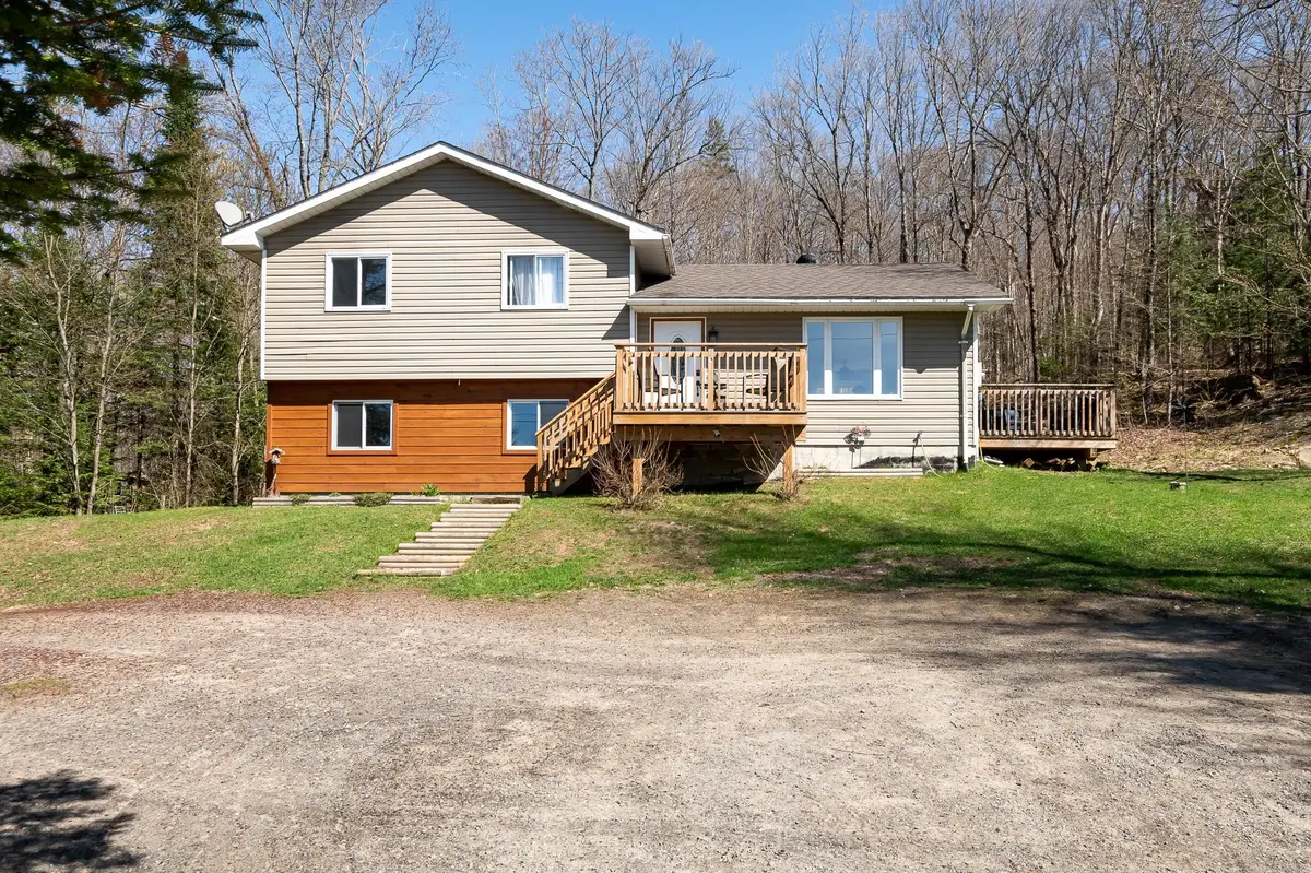 751 Old Muskoka RD, Huntsville, ON P0B 1M0