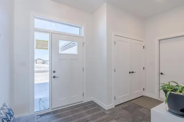 814 Turnberry CV, Niverville, MB R0A 0A1