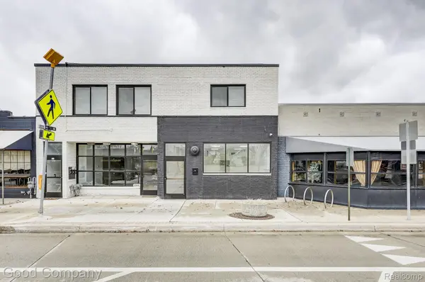 23833 John R RD, Hazel Park, MI 48030