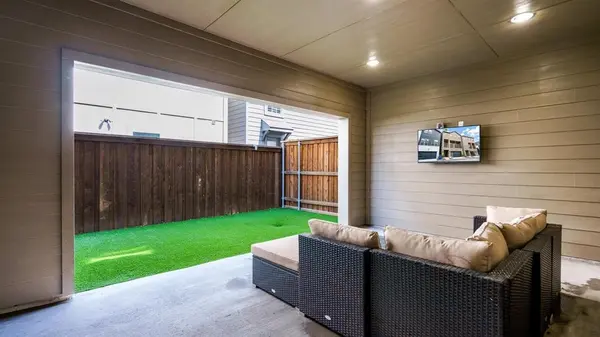 2512 Carolwood Lane, Dallas, TX 75212