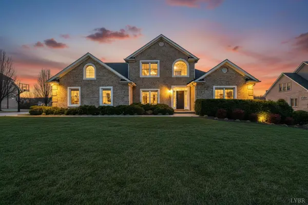 1136 West Crossing DR, Forest, VA 24551