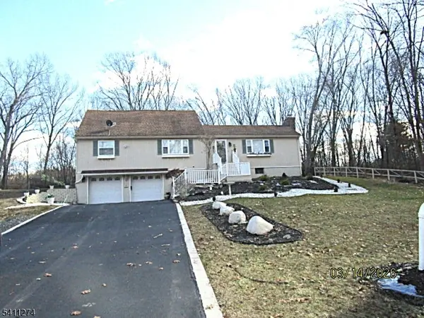 306 Wagon Wheel Rd, Montague Twp., NJ 07827