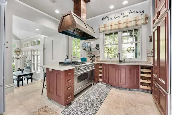 529 Fountain ST NE, City Of Grand Rapids, MI 49503