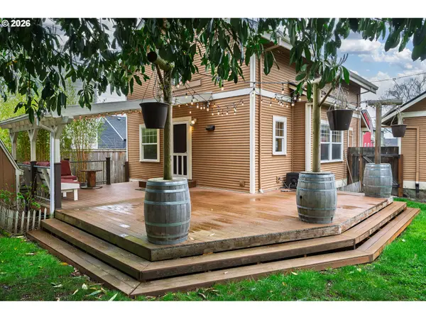 8265 N FISKE AVE, Portland, OR 97203