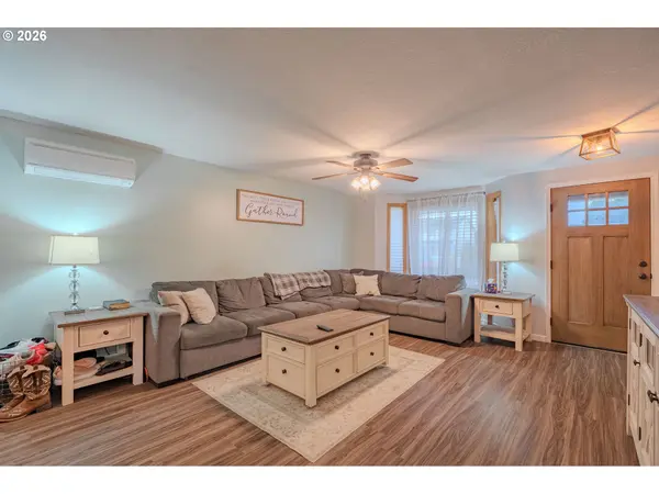 1965 BLACKTAIL LN, Woodland, WA 98674