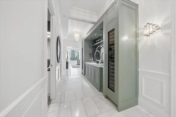 311 Bay ST #3401, Toronto C01, ON M5H 4G5