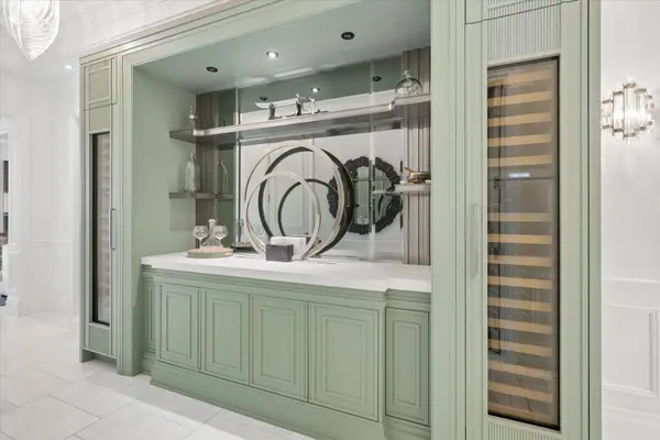 311 Bay ST #3401, Toronto C01, ON M5H 4G5