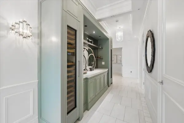 311 Bay ST #3401, Toronto C01, ON M5H 4G5