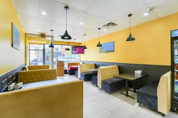 3421 Yonge ST, Toronto C10, ON M4N 2N1