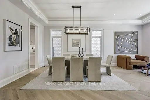 393 Rosebank RD, Pickering, ON L1W 2N3