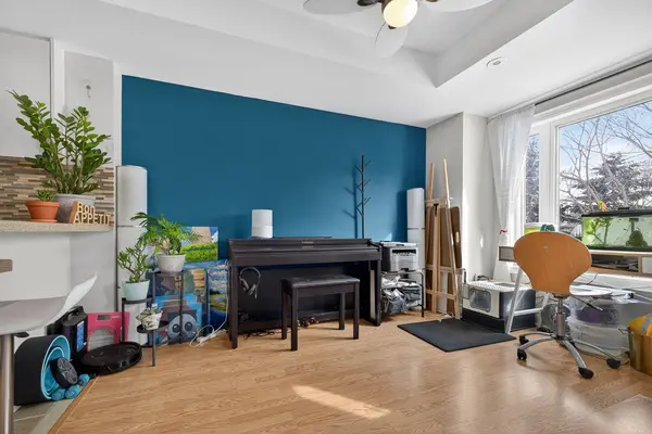 306 John ST #298, Markham, ON L3T 0A7