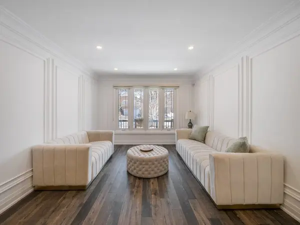 26 Whitetail CT, Vaughan, ON L4L 5K9