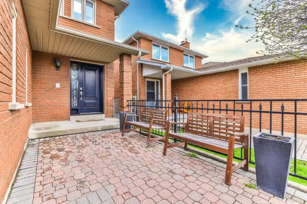90 WATERFALL RD, Vaughan, ON L4L 5B2