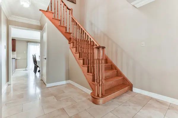 90 WATERFALL RD, Vaughan, ON L4L 5B2