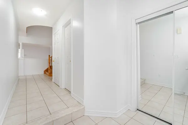 48 Devonwood DR, Markham, ON L6C 3A7