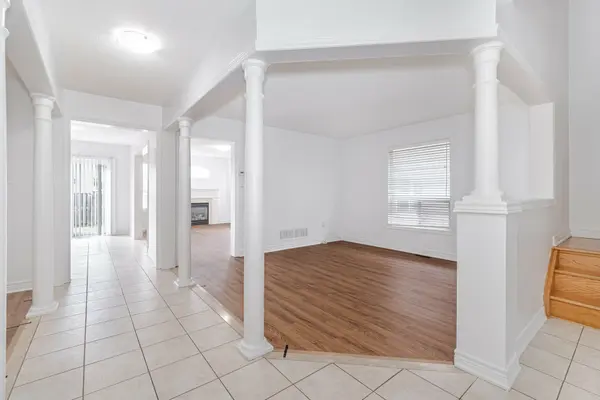 48 Devonwood DR, Markham, ON L6C 3A7