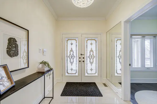 91 Reansbury CRES, Markham, ON L6C 1X6