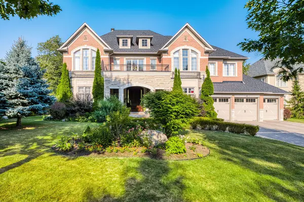 30 Bernadotte DR, Markham, ON L6C 3H1