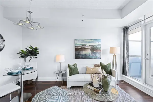 2396 Major Mackenzie DR #312, Vaughan, ON L6A 3Y7