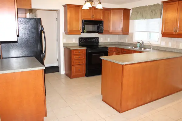 9 Pennsylvania AVE, Wasaga Beach, ON L9Z 3A8