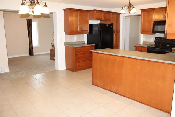 9 Pennsylvania AVE, Wasaga Beach, ON L9Z 3A8