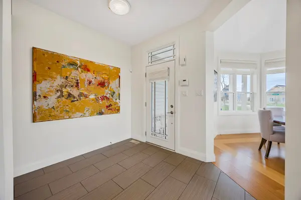 2 Swan LN, Tay, ON L0K 1R0