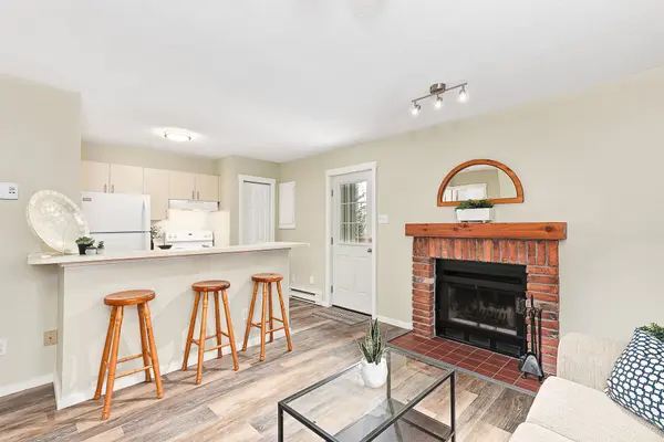 19 Dawson DR #47, Collingwood, ON L9Y 5B4