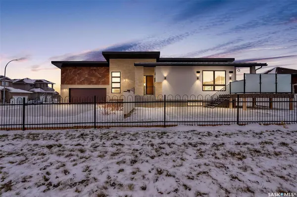8267 Wascana Gardens POINT, Regina, SK S4V 1G8