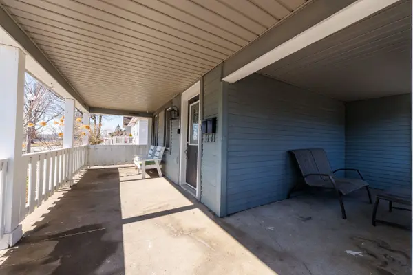 242 Jarvis ST, Fort Erie, ON L2A 2S5