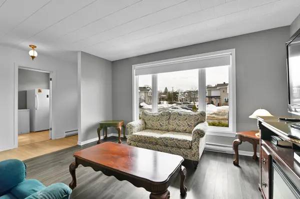 313 Cecile BLVD W, Hawkesbury, ON K6A 1N7