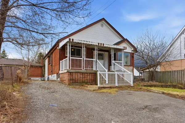 880 LAWRENCE RD, Hamilton, ON L8K 2A3