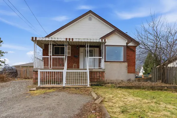 880 LAWRENCE RD, Hamilton, ON L8K 2A3