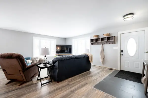 751 Old Muskoka RD, Huntsville, ON P0B 1M0