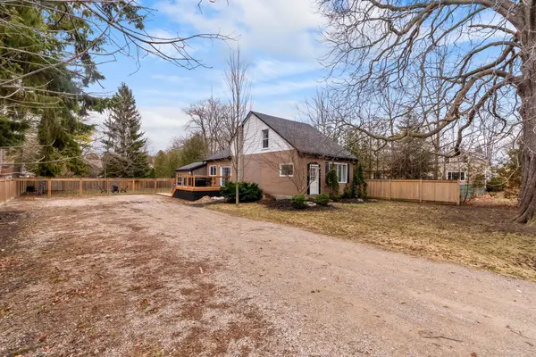 38 Main ST S, Bluewater, ON N0M 1G0