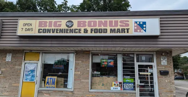 601 Upper James ST #5, Hamilton, ON L9C 2Y7