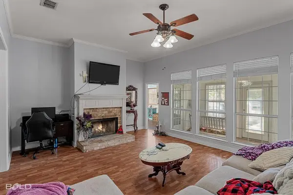 7822 Mary Ann Circle, Shreveport, LA 71107