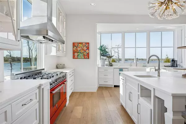 13380 Waterside Drive, Malakoff, TX 75148