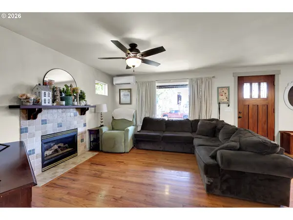 1375 Willow, Junction City, OR 97448