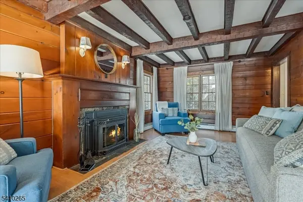 4 Arrowhead Trl, Sparta Twp., NJ 07871