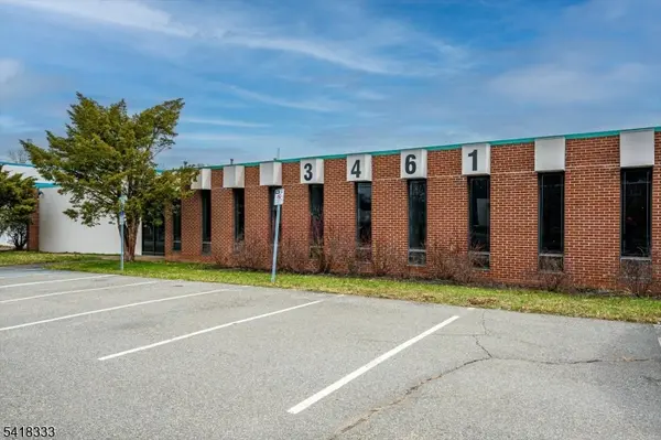 3461 S Clinton Ave, South Plainfield Boro, NJ 07080