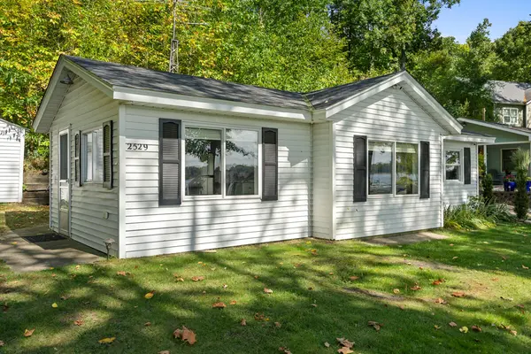 2529 Miner Lake DR, Allegan Twp, MI 49010