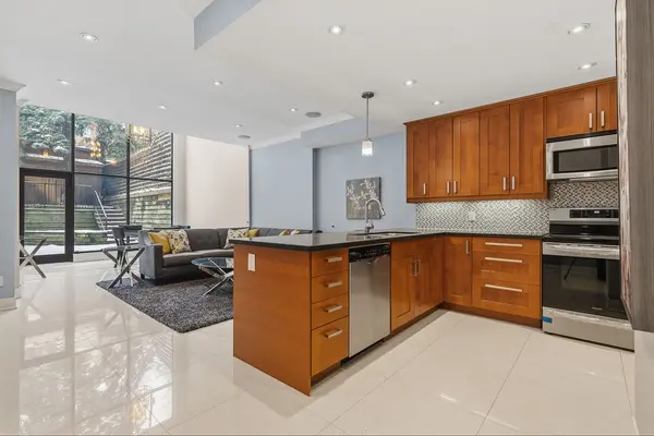 116 Hazelton AVE #B&C, Toronto C02, ON M5R 2E5