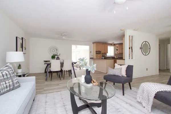 13 Steelhead LN, Clarington, ON L1B 1B4