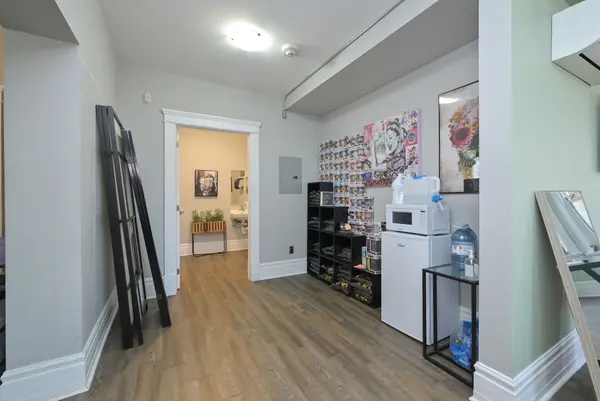 170 Bradford ST #102B, Barrie, ON L4N 3B5