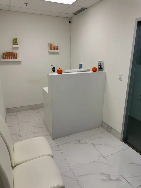 3075 Hospital Gate #422, Oakville, ON L6M 1M1