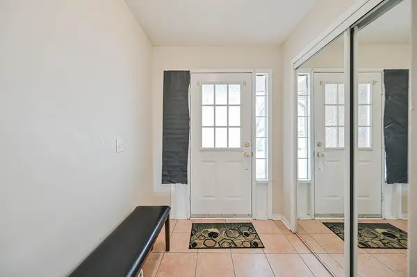 9800 Mclaughlin RD N #252, Brampton, ON L6X 4R1