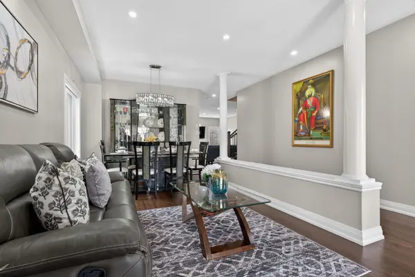 10 Solidarity CT, Brampton, ON L6Y 0L5