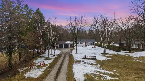 9376 Wellington Rd 124 RD, Erin, ON N0B 1T0