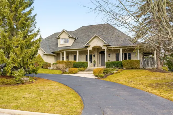 59 Palomino DR, Hamilton, ON L0R 1H3